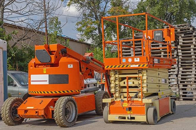 warehouse forklifts transporting goods in Hanson KY